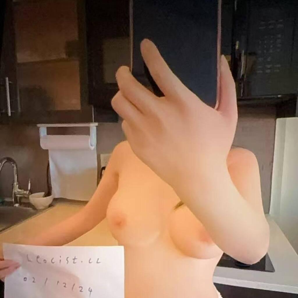 
                        Star
                     is Female Escorts. | Calgary | Alberta | Canada | canadapleasure.com 