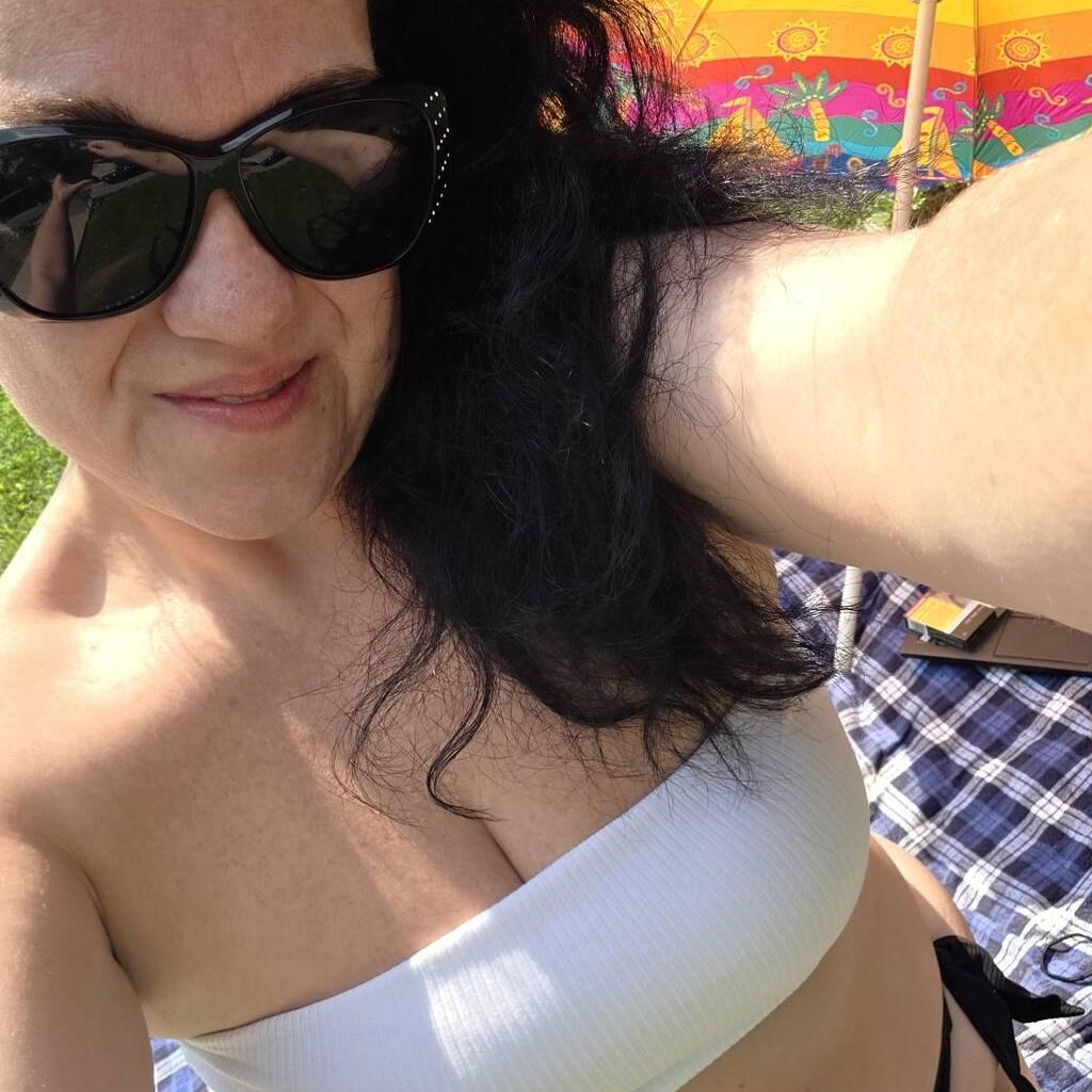 
                        Lacey
                     is Female Escorts. | Kelowna | British Columbia | Canada | canadapleasure.com 