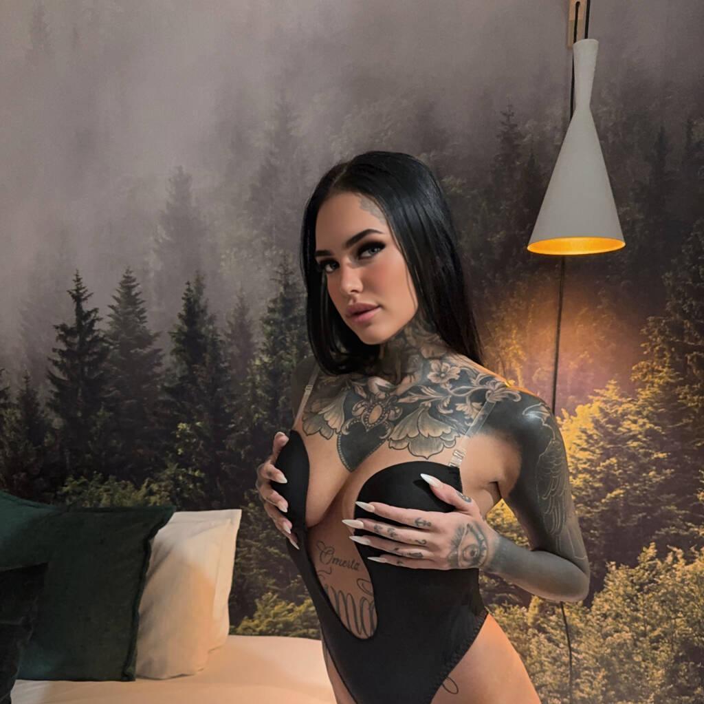
                        Euphoria
                     is Female Escorts. | Quebec City | Quebec | Canada | canadapleasure.com 