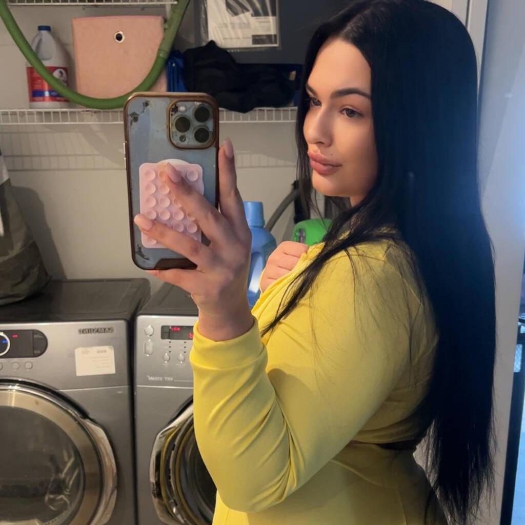 
                        Alexa
                     is Female Escorts. | Montreal | Quebec | Canada | canadapleasure.com 