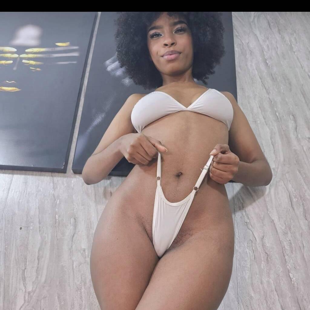 
                        Melanie
                     is Female Escorts. | Montreal | Quebec | Canada | canadapleasure.com 