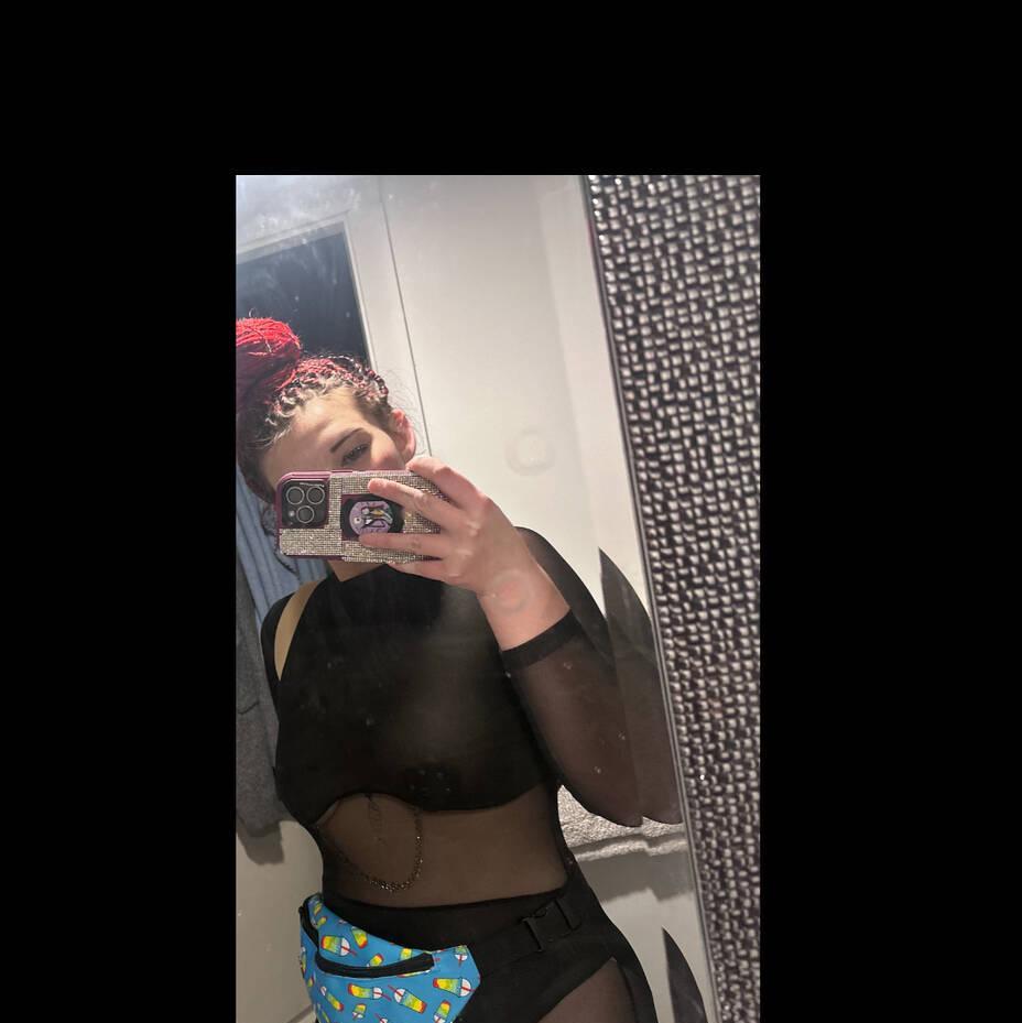
                        Octavia
                     is Female Escorts. | Kelowna | British Columbia | Canada | canadapleasure.com 