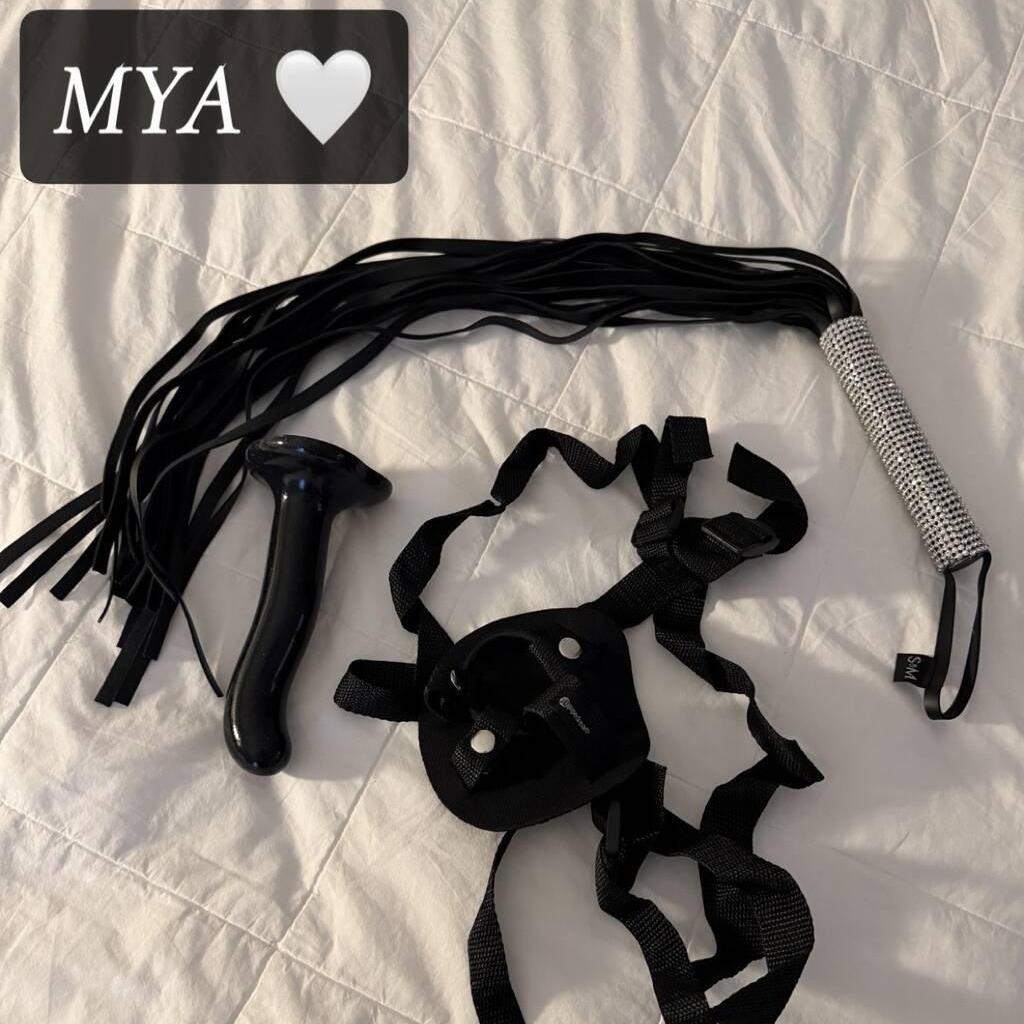 
                        Mya
                     is Female Escorts. | windsor | Ontario | Canada | canadapleasure.com 