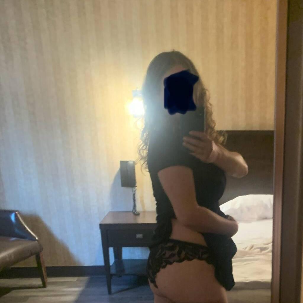 
                        Cinderella
                     is Female Escorts. | Quebec City | Quebec | Canada | canadapleasure.com 