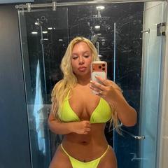 
                        Lato
                     is Female Escorts. | Comox Balley | British Columbia | Canada | canadapleasure.com 