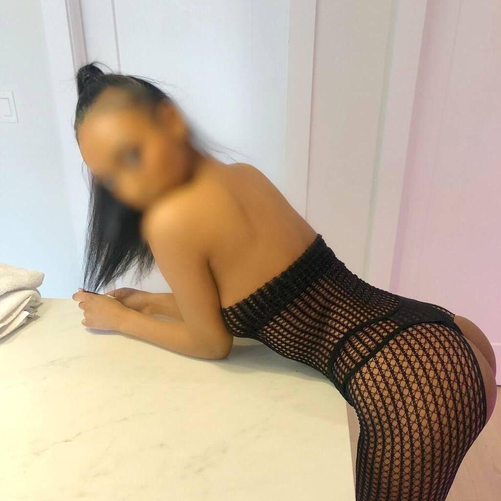 
                        Jazmine
                     is Female Escorts. | Hamilton | Ontario | Canada | canadapleasure.com 