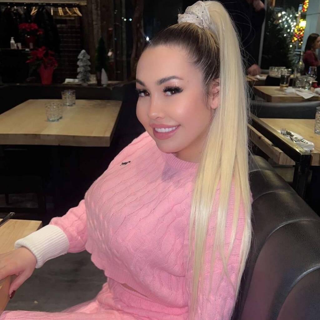 
                        Sabrina
                     is Female Escorts. | Quebec City | Quebec | Canada | canadapleasure.com 