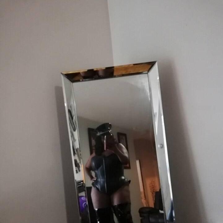 
                        Shawna
                     is Female Escorts. | Toronto | Ontario | Canada | canadapleasure.com 
