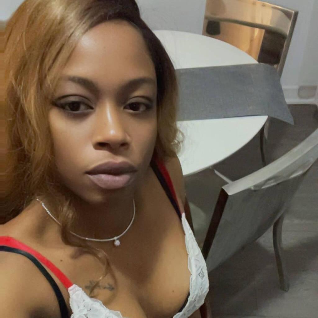 
                        Lia
                     is Female Escorts. | Quebec City | Quebec | Canada | canadapleasure.com 