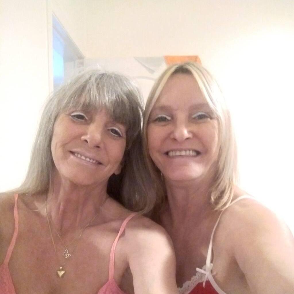 
                        Duo avec soeur
                     is Female Escorts. | Montreal | Quebec | Canada | canadapleasure.com 