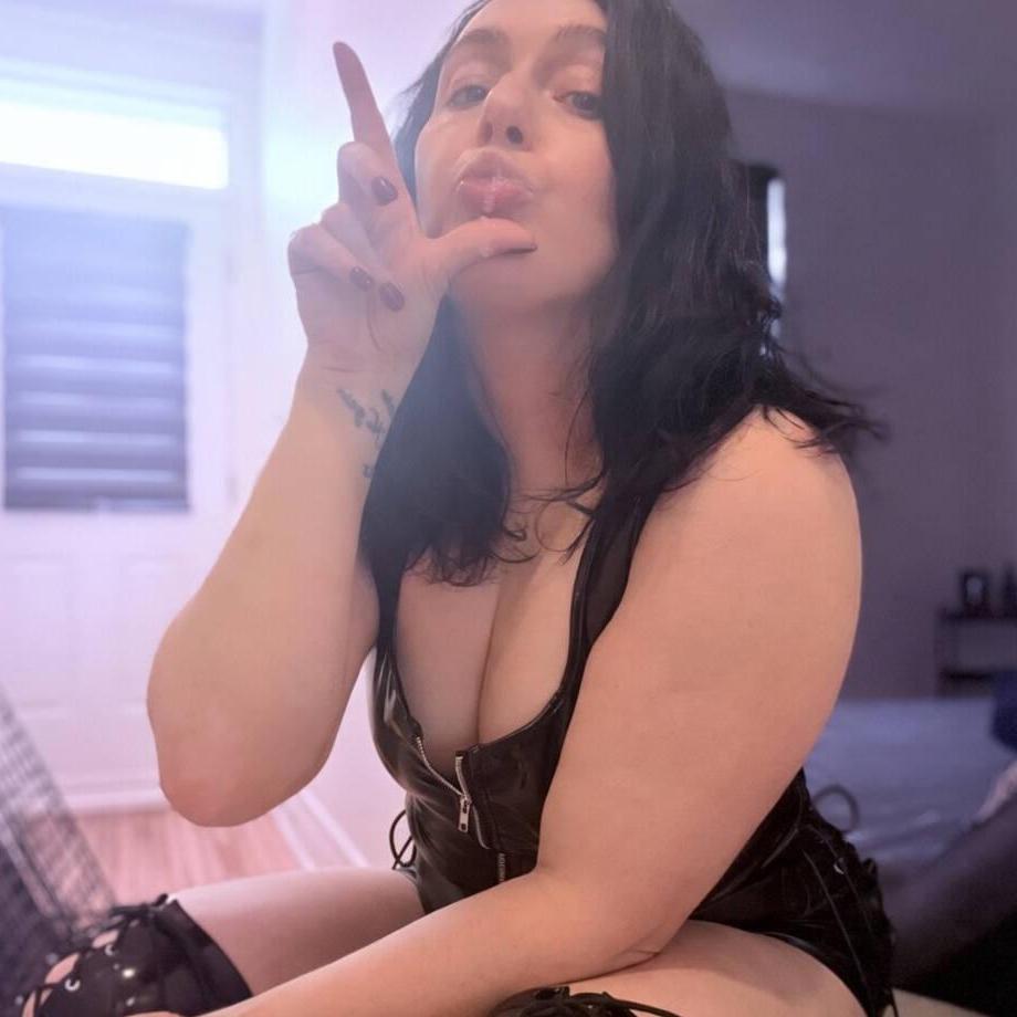 
                        DomMommy01
                     is Female Escorts. | Trois Rivieres | Quebec | Canada | canadapleasure.com 