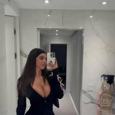 
                        Stellia
                     is Female Escorts. | Montreal | Quebec | Canada | canadapleasure.com 