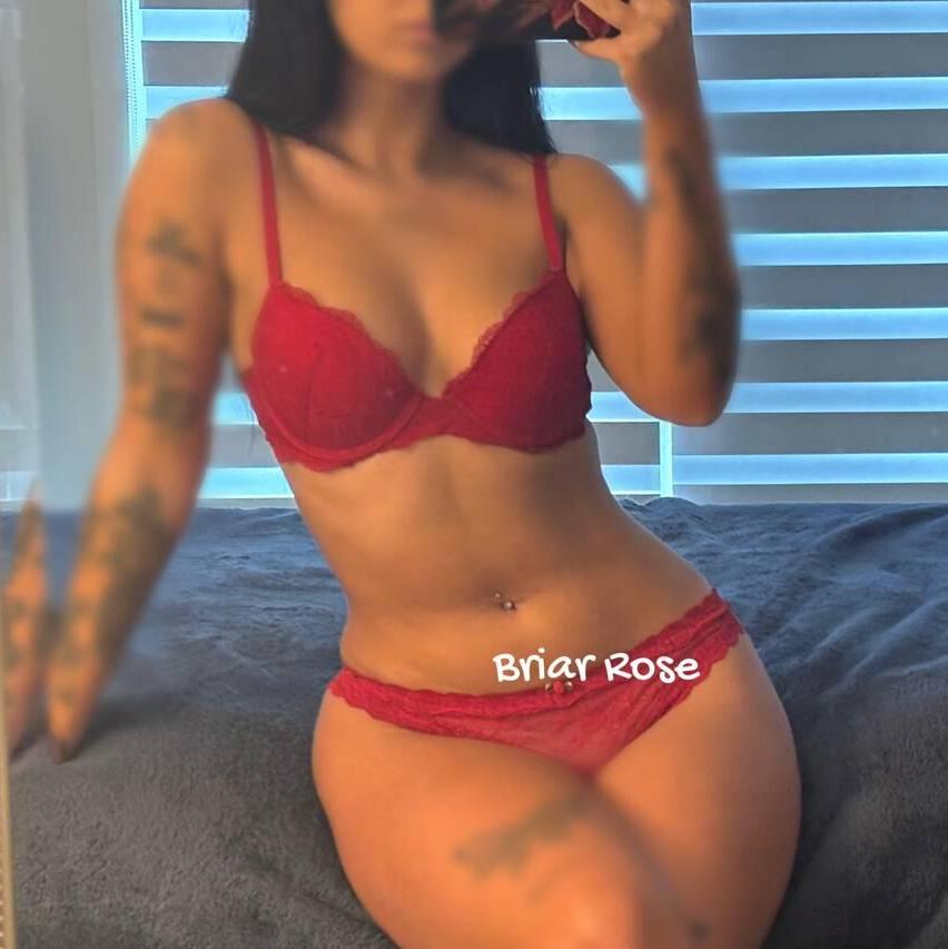 
                        Briar Rose
                     is Female Escorts. | Comox Balley | British Columbia | Canada | canadapleasure.com 