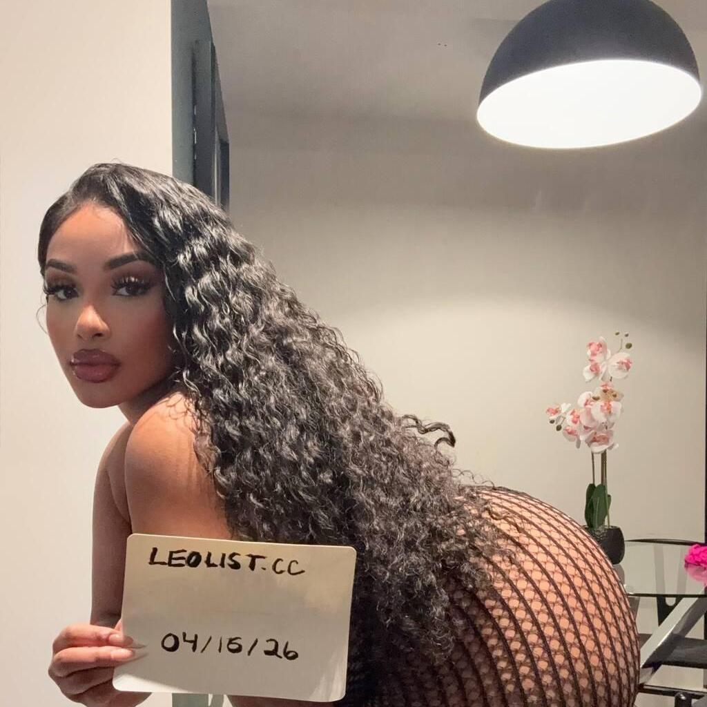 
                        Kitten
                     is Female Escorts. | Moncton | New Brunswick | Canada | canadapleasure.com 
