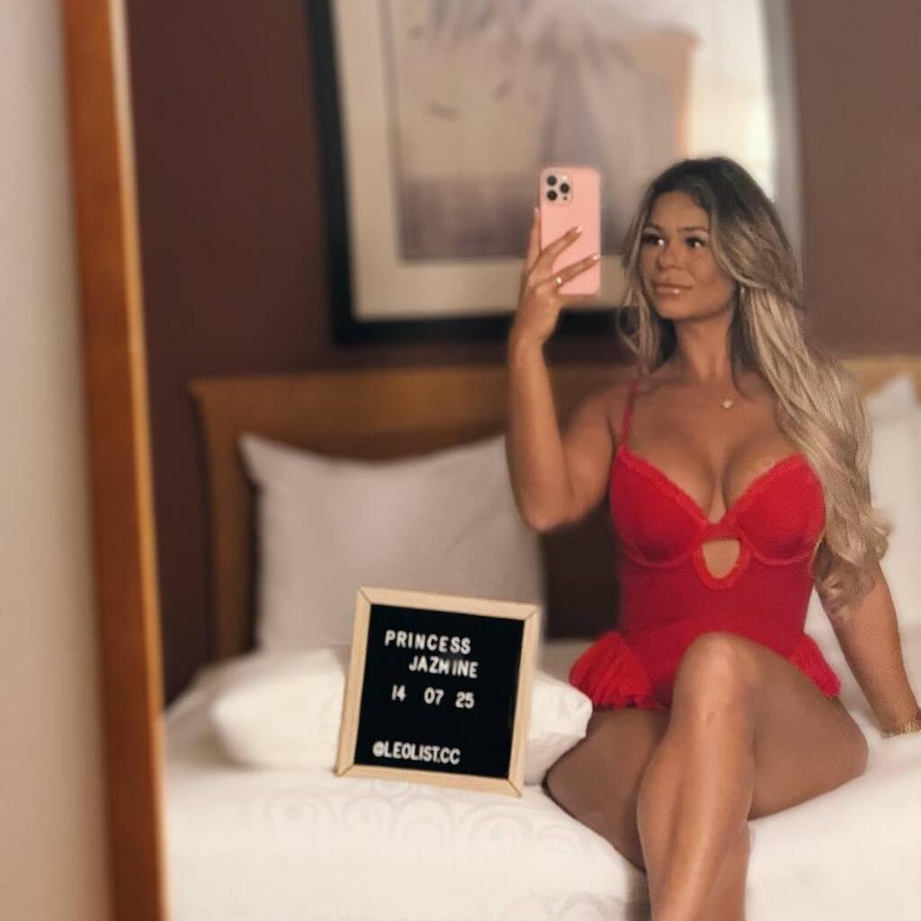 
                        Princess Jazmine
                     is Female Escorts. | windsor | Ontario | Canada | canadapleasure.com 