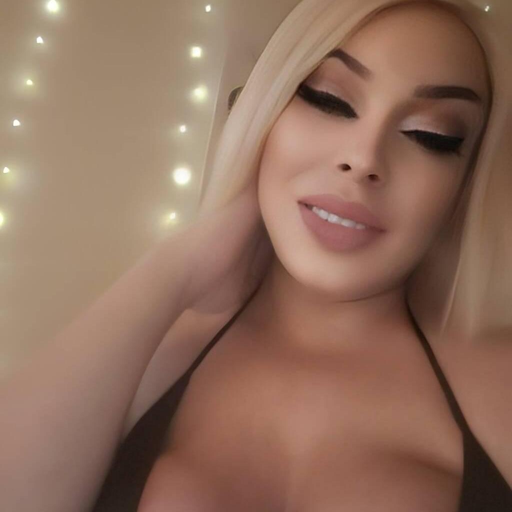 
                        Carmen
                     is Female Escorts. | Kitchener | Ontario | Canada | canadapleasure.com 