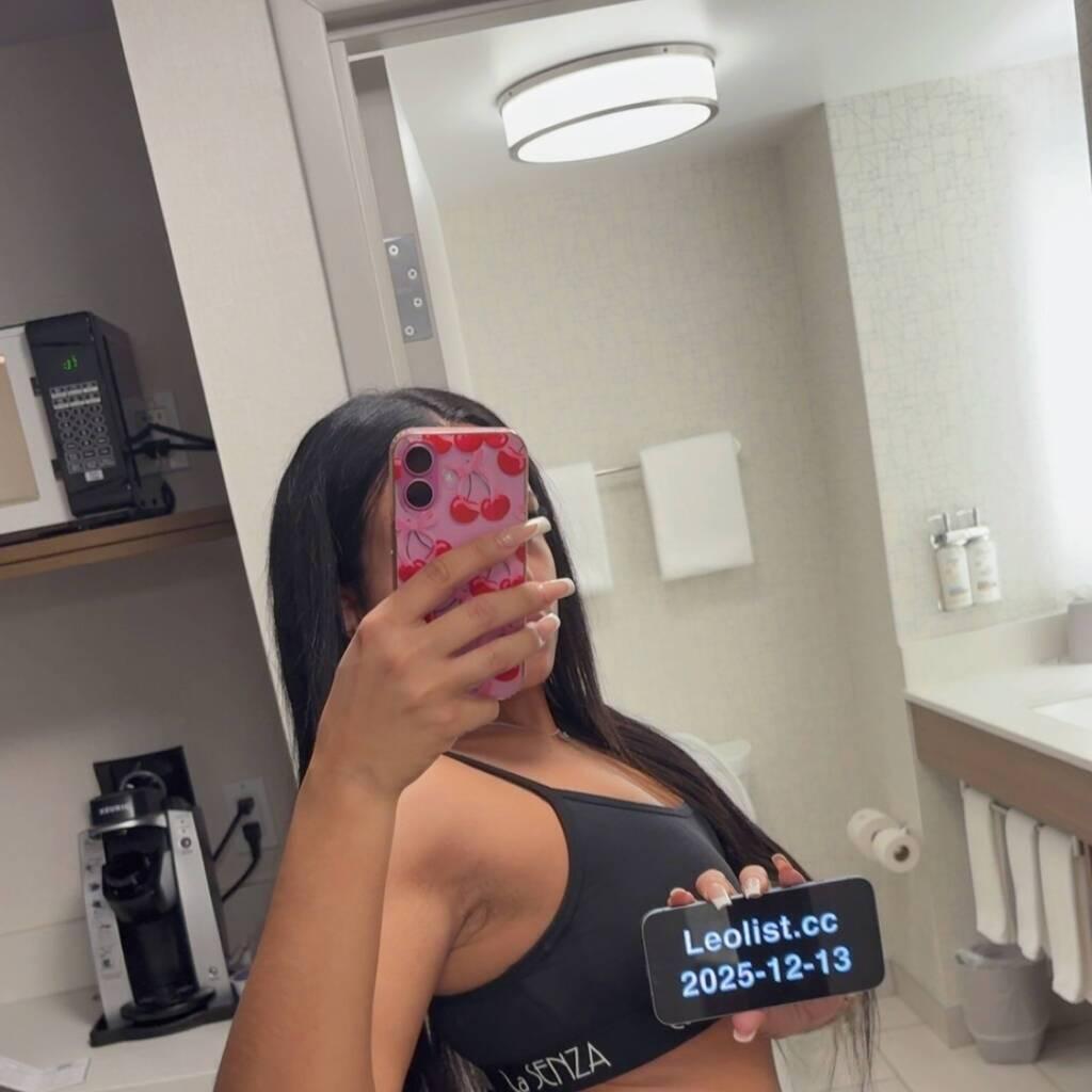 
                        Zara
                     is Female Escorts. | Kingston | Ontario | Canada | canadapleasure.com 