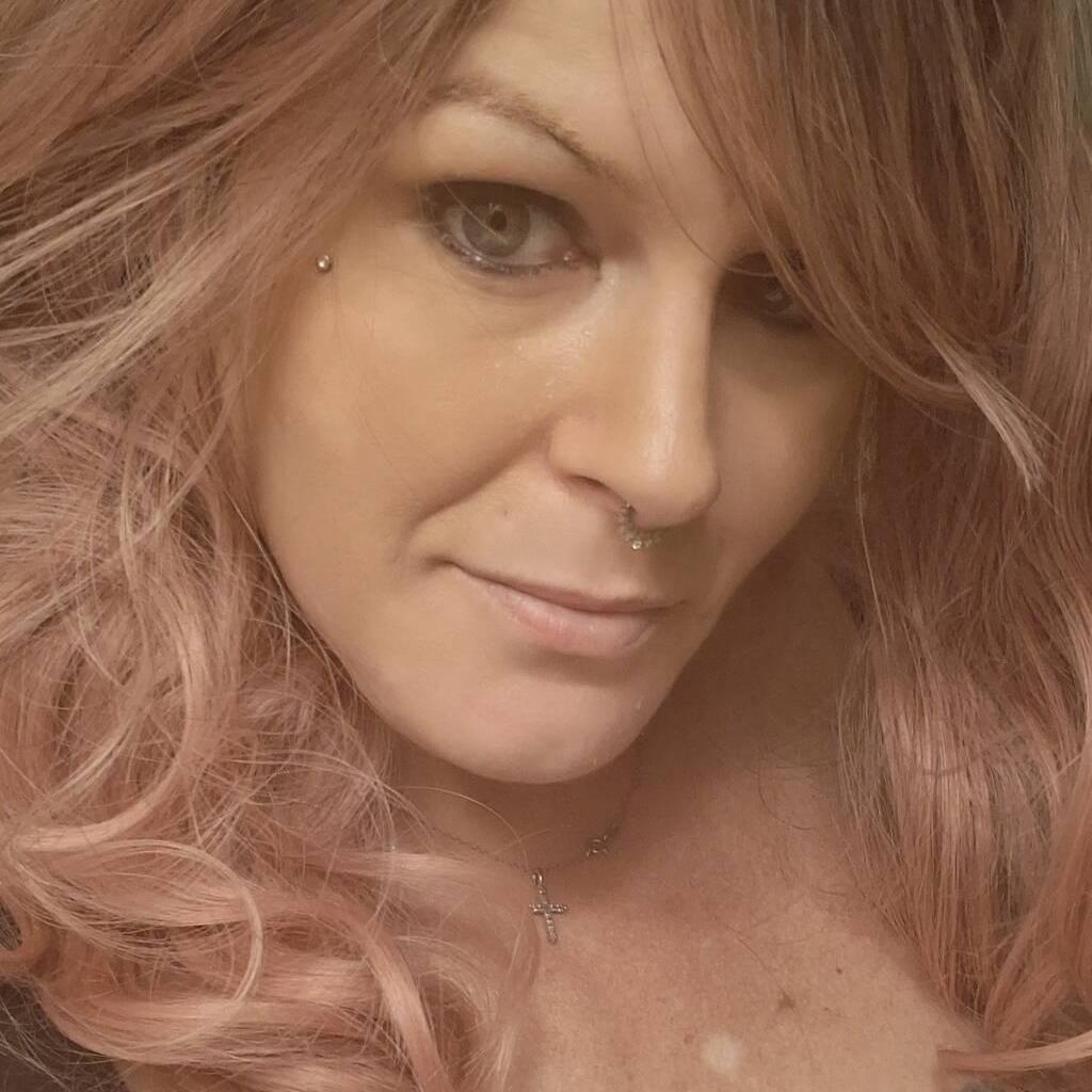 
                        Rebel
                     is Female Escorts. | Owen Sound | Ontario | Canada | canadapleasure.com 