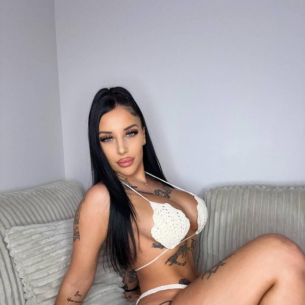 
                        valentina
                     is Female Escorts. | Quebec City | Quebec | Canada | canadapleasure.com 