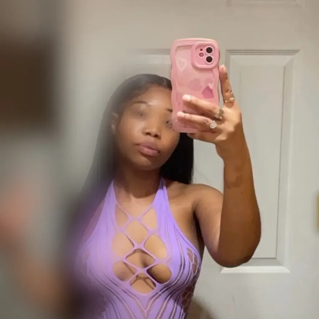 
                        Eliza
                     is Female Escorts. | Kingston | Ontario | Canada | canadapleasure.com 