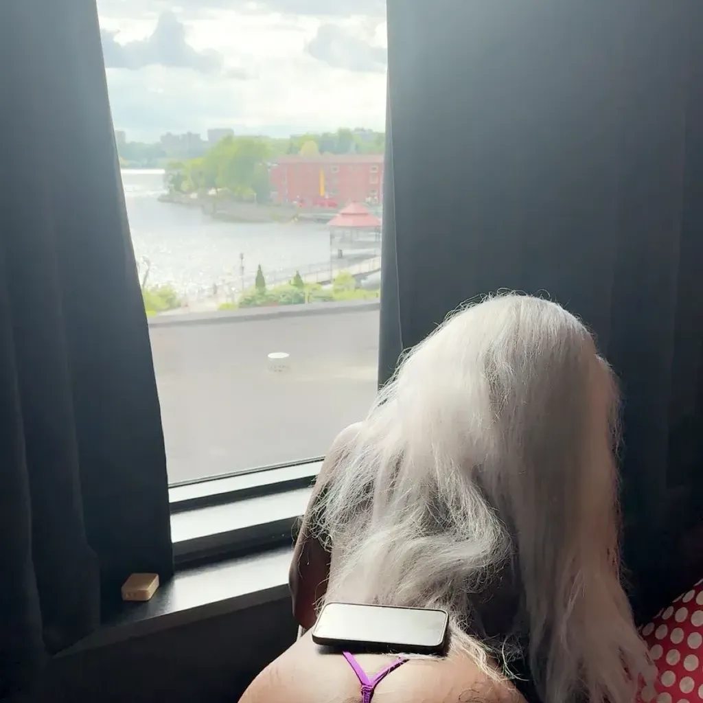 
                        Desiree
                     is Female Escorts. | Kingston | Ontario | Canada | canadapleasure.com 