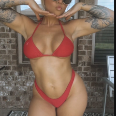 Elena is Female Escorts. | Kelowna | British Columbia | Canada | canadapleasure.com 
