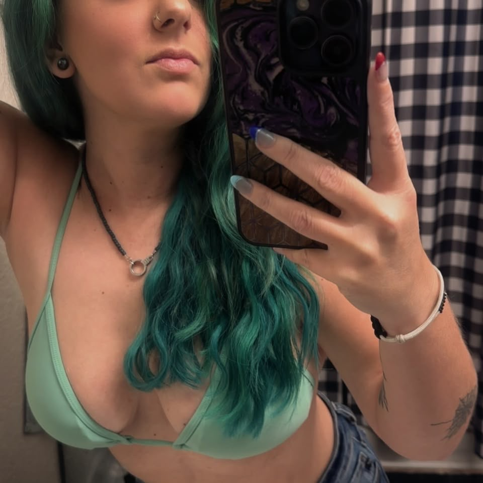 Carissa is Female Escorts. | Red Deer | Alberta | Canada | canadapleasure.com 