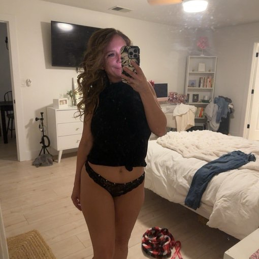 Melissa is Female Escorts. | Cambridge | Ontario | Canada | canadapleasure.com 