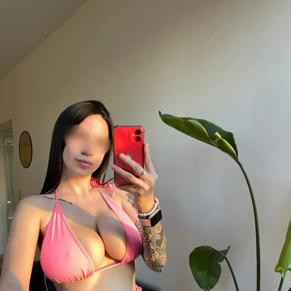
                        Sara melons
                     is Female Escorts. | Yellowknife | Northwest Territories | Canada | canadapleasure.com 