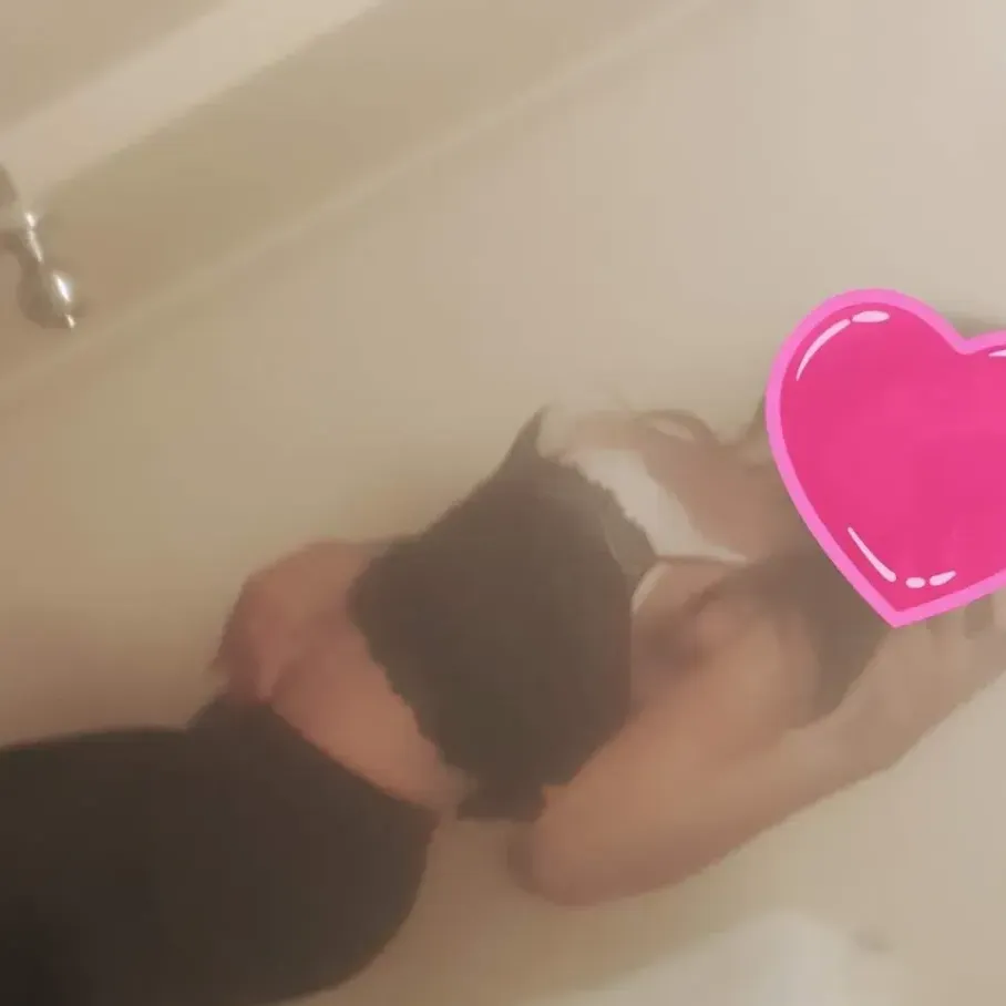 
                        Naomi
                     is Female Escorts. | Guelph | Ontario | Canada | canadapleasure.com 
