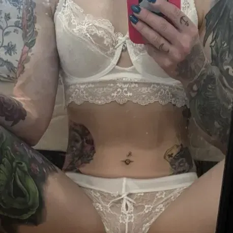 
                        Alice
                     is Female Escorts. | Nanaimo | British Columbia | Canada | canadapleasure.com 