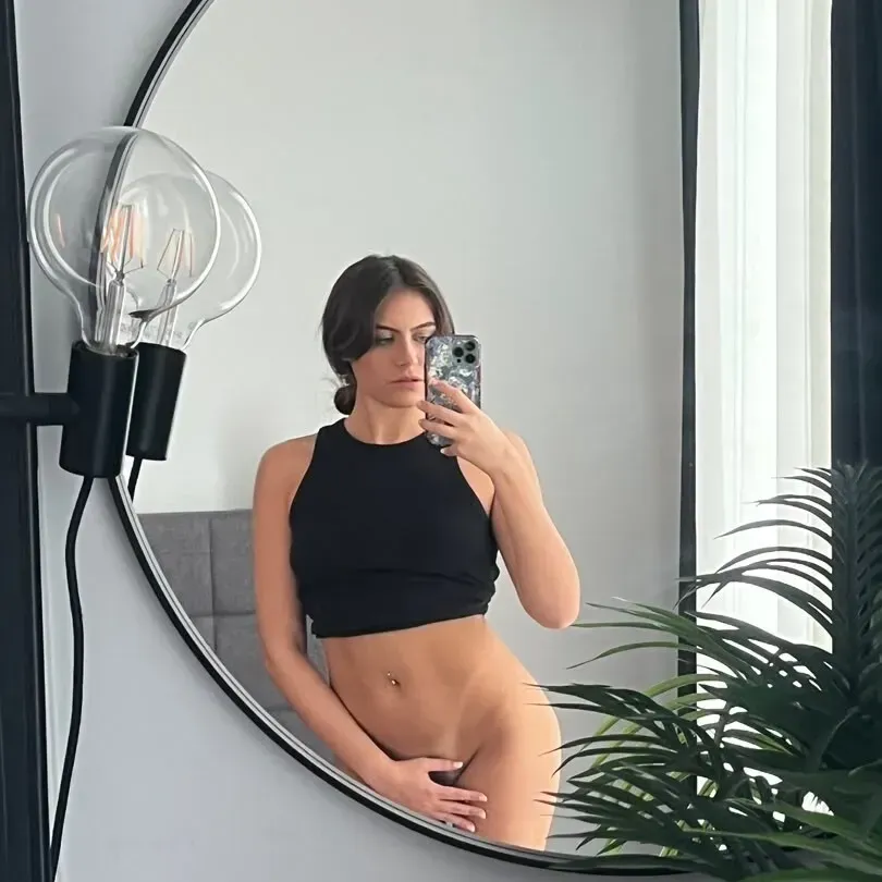 
                        Carrice
                     is Female Escorts. | windsor | Ontario | Canada | canadapleasure.com 