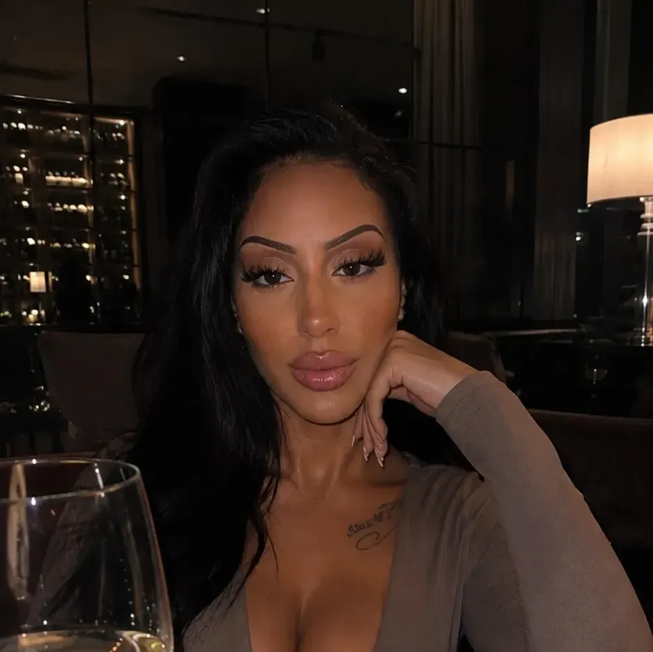 
                        Cleopatre
                     is Female Escorts. | Quebec City | Quebec | Canada | canadapleasure.com 