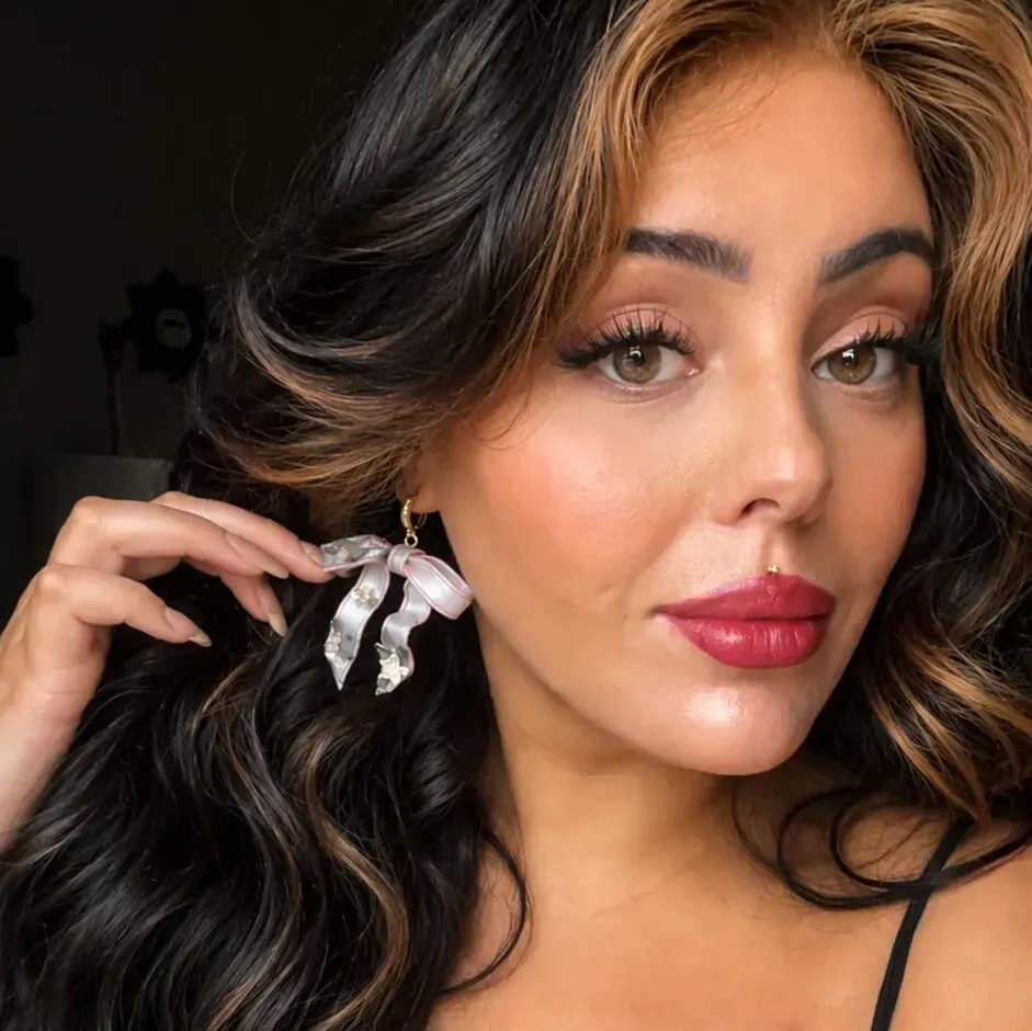 
                        Isabella Queen of Hearts
                     is Female Escorts. | Nanaimo | British Columbia | Canada | canadapleasure.com 