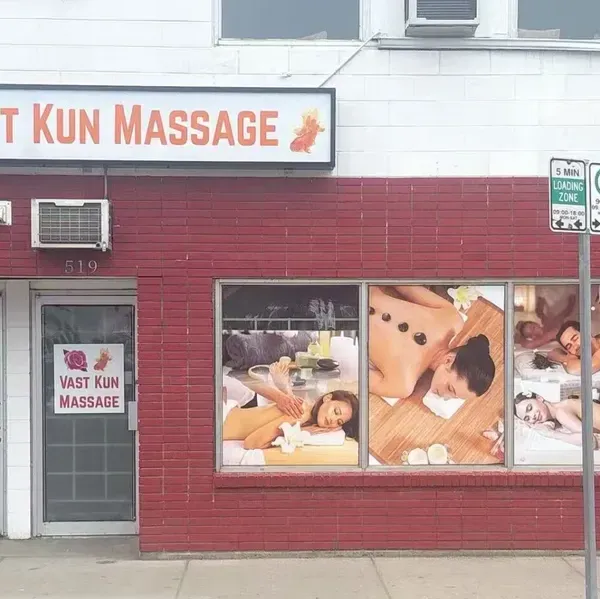 
                        Vast Kun Massage
                     is Female Escorts. | Regina | Saskatchewan | Canada | canadapleasure.com 