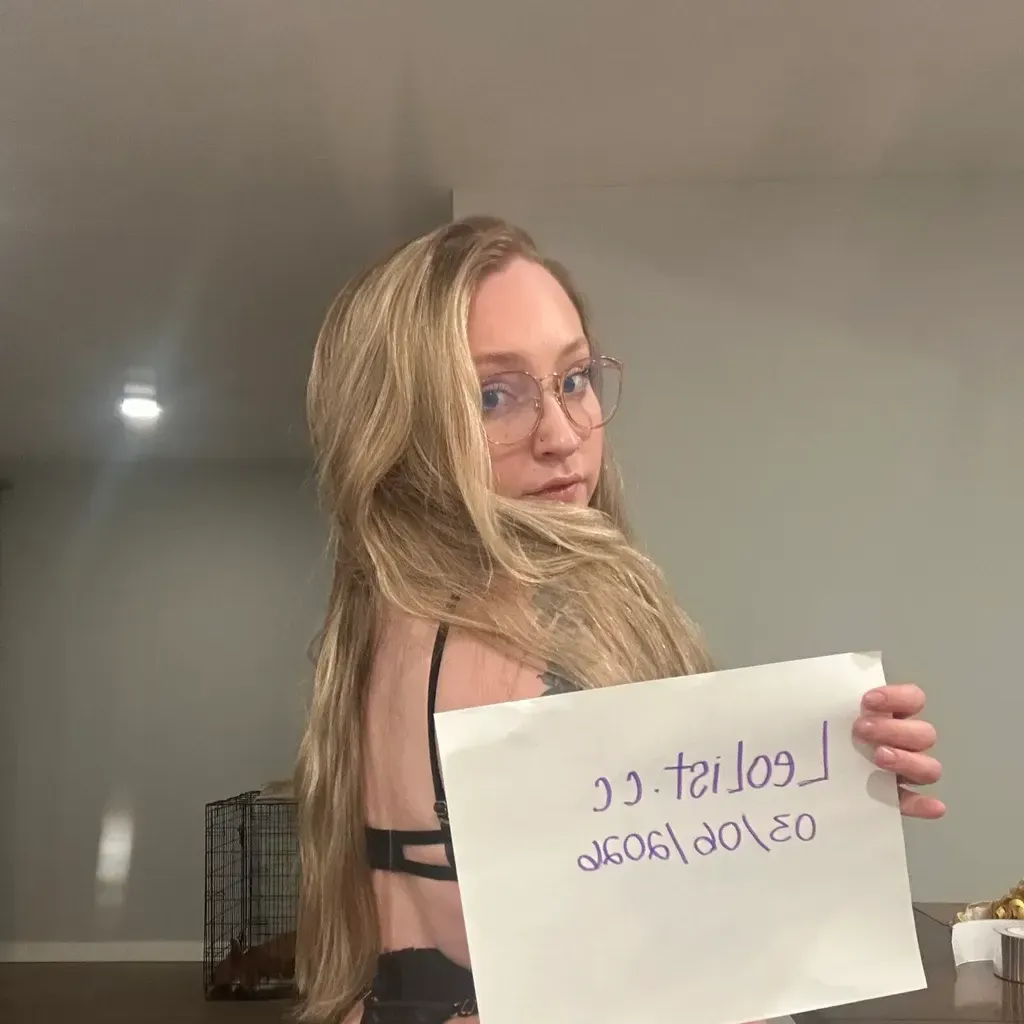 
                        Sabrina
                     is Female Escorts. | Nanaimo | British Columbia | Canada | canadapleasure.com 