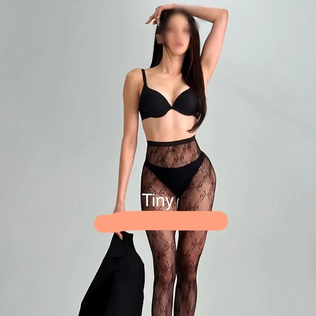 
                        Tiny
                     is Female Escorts. | Winnipeg | Manitoba | Canada | canadapleasure.com 