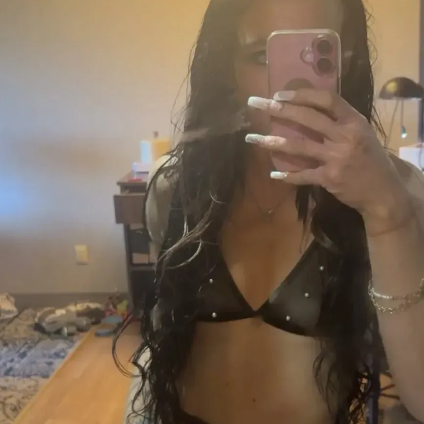 
                        Elle
                     is Female Escorts. | Hamilton | Ontario | Canada | canadapleasure.com 