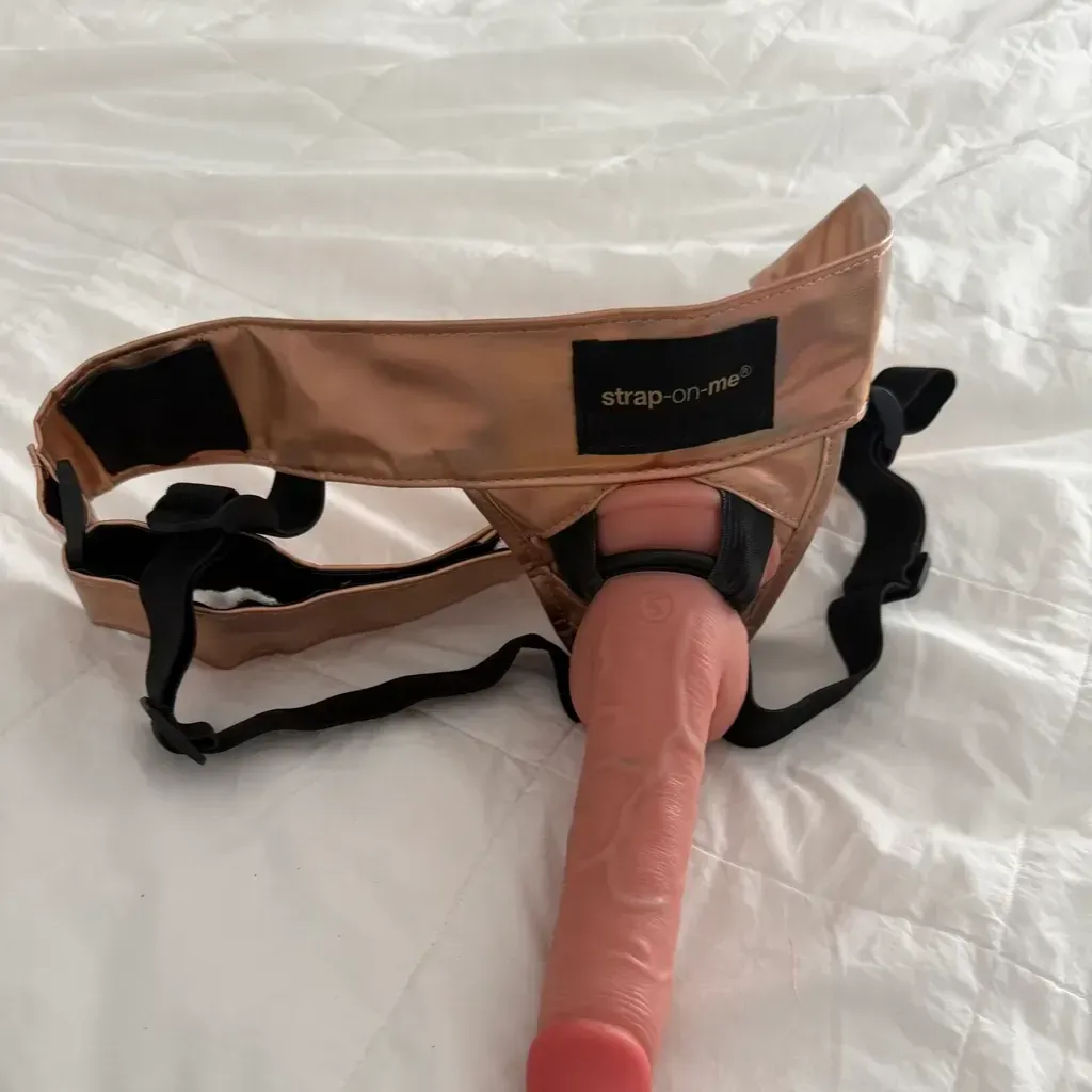 
                        Scarlett Rose
                     is Female Escorts. | Nanaimo | British Columbia | Canada | canadapleasure.com 