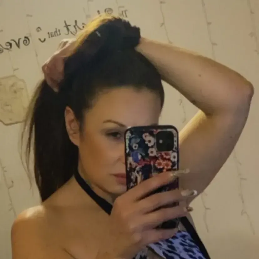 
                        Nichole
                     is Female Escorts. | windsor | Ontario | Canada | canadapleasure.com 