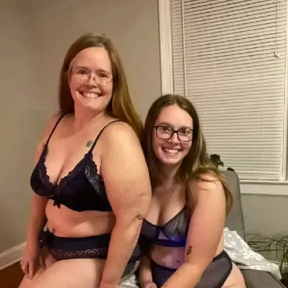 
                        Peaches & Penelope
                     is Female Escorts. | Calgary | Alberta | Canada | canadapleasure.com 