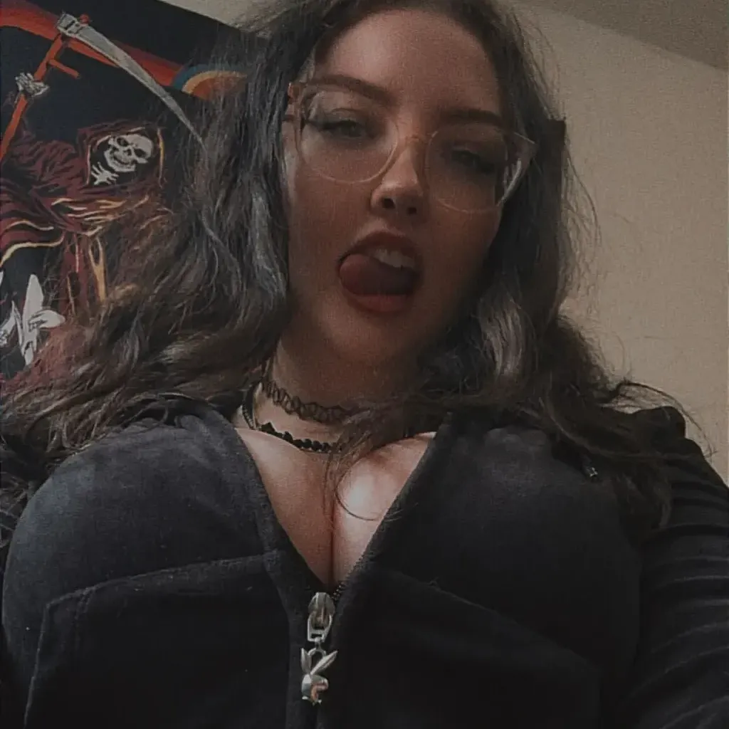 
                        Luna
                     is Female Escorts. | Barrie | Ontario | Canada | canadapleasure.com 