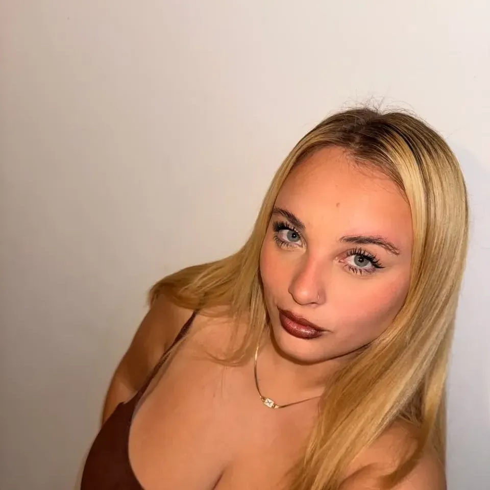 
                        Brianna
                     is Female Escorts. | Quebec City | Quebec | Canada | canadapleasure.com 