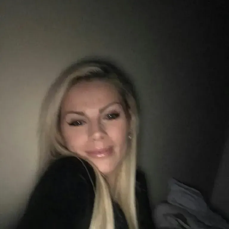 
                        Taylor
                     is Female Escorts. | Calgary | Alberta | Canada | canadapleasure.com 