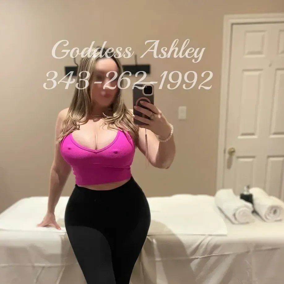 
                        Goddess Ashley
                     is Female Escorts. | Niagara | Ontario | Canada | canadapleasure.com 