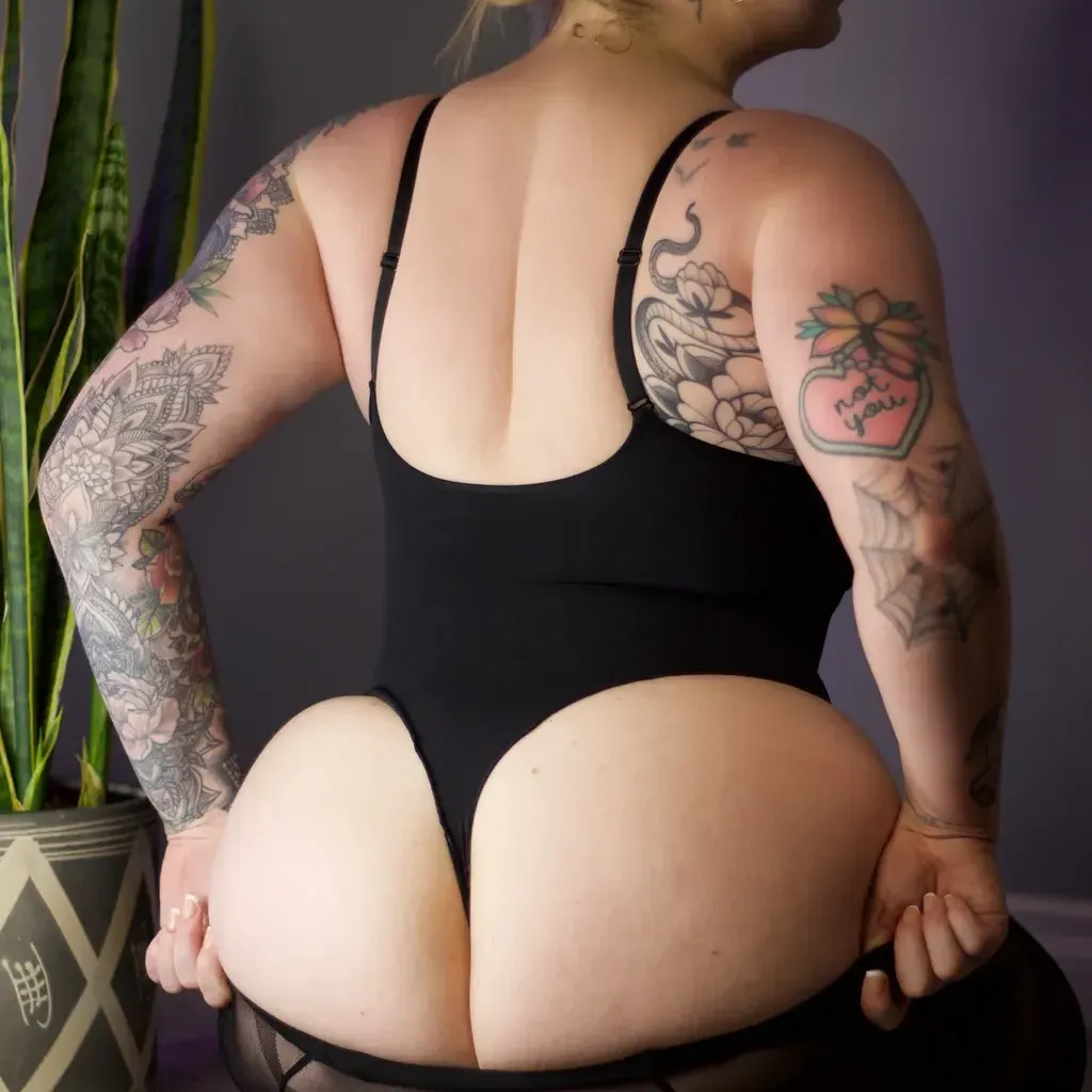 
                        Adore Ashlynn
                     is Female Escorts. | Prince Albert | Saskatchewan | Canada | canadapleasure.com 