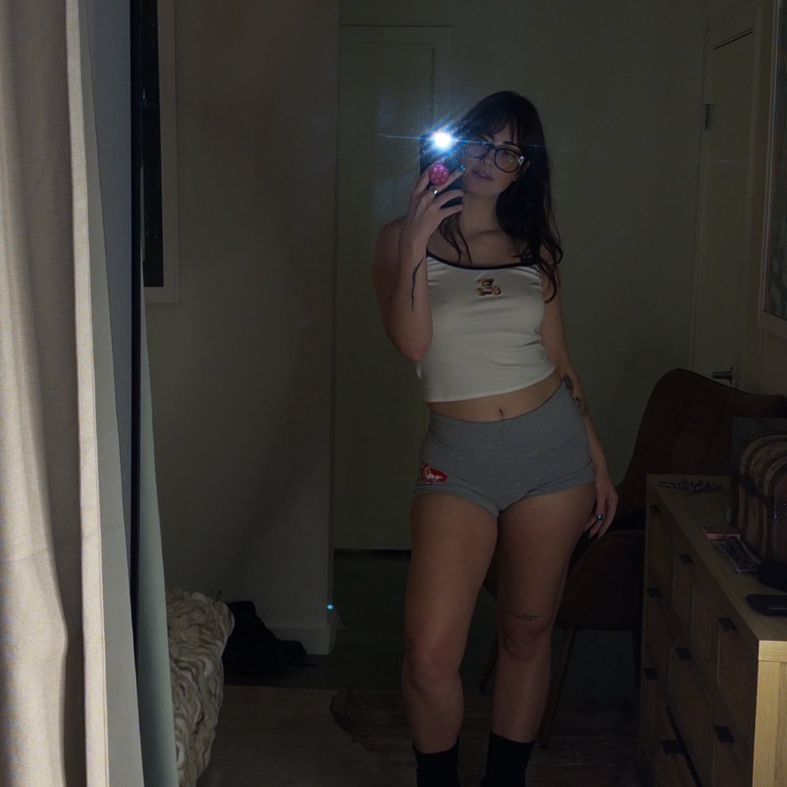 Brenda is Female Escorts. | Toronto | Ontario | Canada | canadapleasure.com 