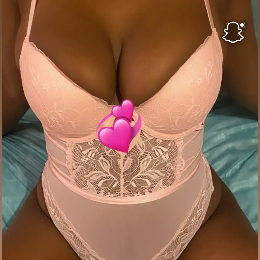 
                        Liana
                     is Female Escorts. | Montreal | Quebec | Canada | canadapleasure.com 