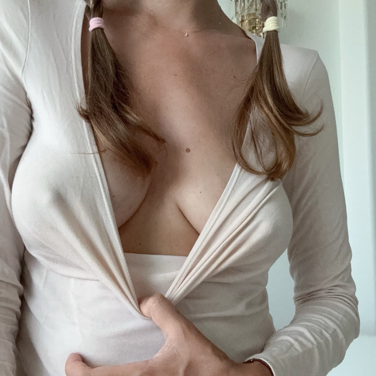Arianna is Female Escorts. | Calgary | Alberta | Canada | canadapleasure.com 