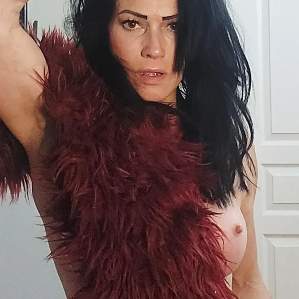 
                        Chelsea 2.0 sex artist
                     is Female Escorts. | Lethbridge | Alberta | Canada | canadapleasure.com 